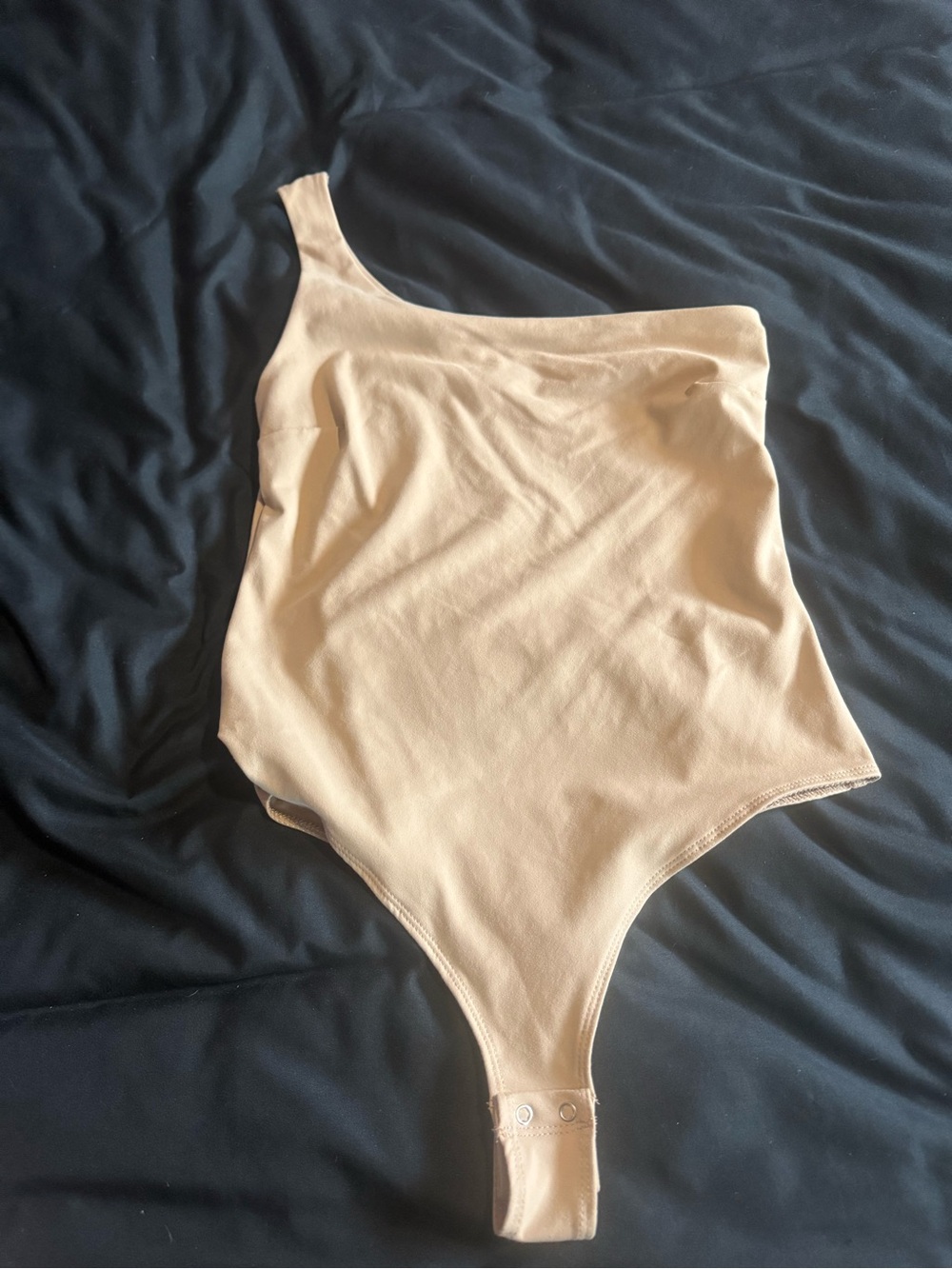 Dynamite One-Shoulder Beige Bodysuit